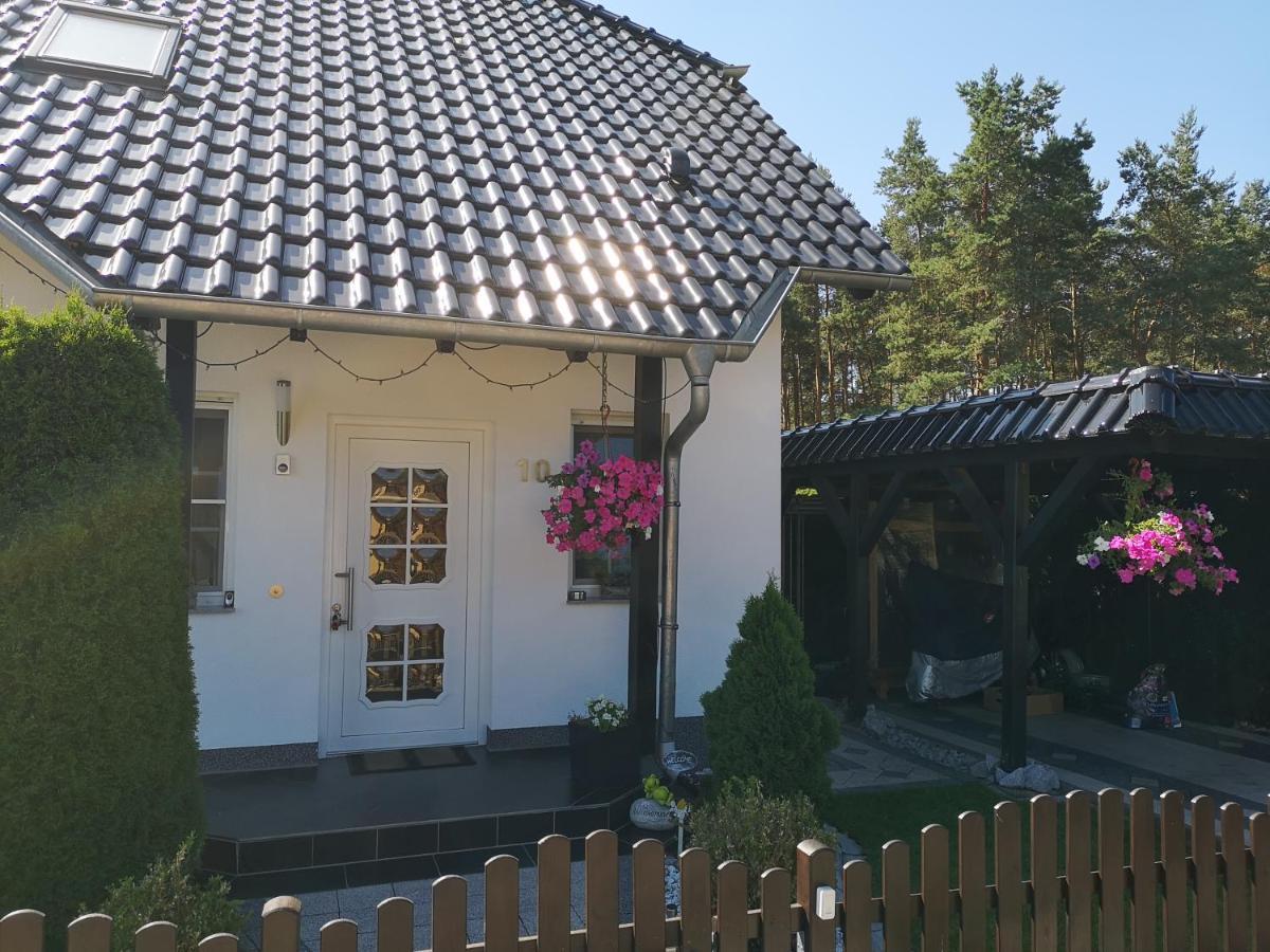 Gaestezimmer Im Bewohnten Efh Mit Pool Und Garten Ziltendorf Exterior foto
